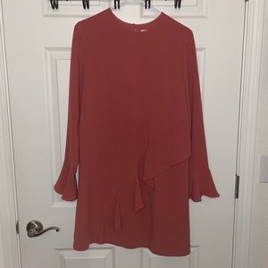Red long sleeve flowy dress Size S
